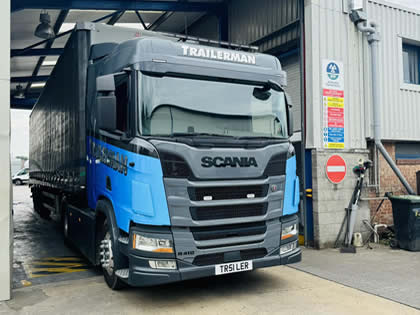 MOT hgv trailer