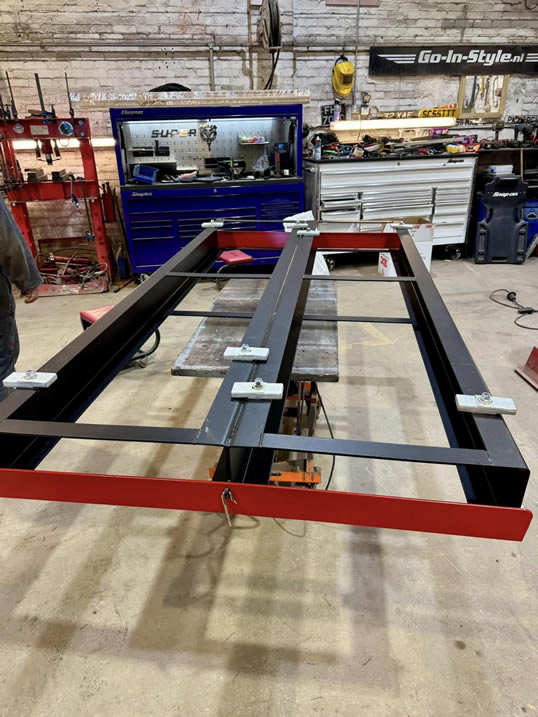 Trailerman. Fitted with heavy clamp brackets