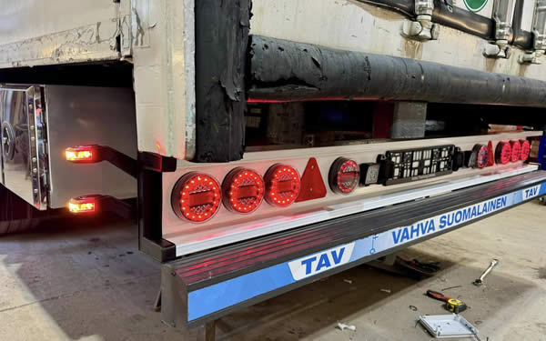 hgv trailer new lights retrofitted